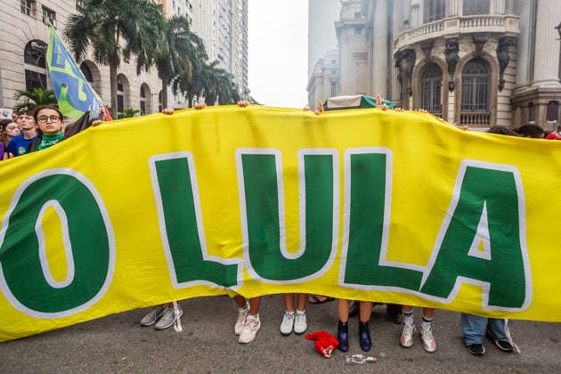 October 7, 2026: Rio de Janeiro, Brazil. October 7, 2026. March for Democracy: Students gather to protest the rise of the far right and march through the city center (CineloÂ¢ndia) in support of President Lula s candidacy. Photo: . - ZUMAl255 20261007_zip_l255_017 Copyright: xEllanxLustosax