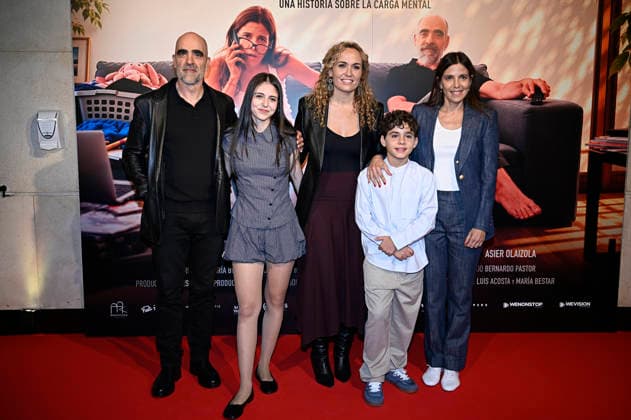 Premiere of the new short film *Cara y Cruz*: Luis Tosar, María Bestar, and Luisa Mayol at the premiere of the new short film *Cara y Cruz* on October 7, 2026, in Madrid, Spain. *Cara y Cruz* addresses the issue of mental load by telling a fictional story about the division of daily tasks between a couple. MOVIE PREMIERE SHORT FILM Madrid, Spain  Copyright: xFranciscoxGuerrax 7827489