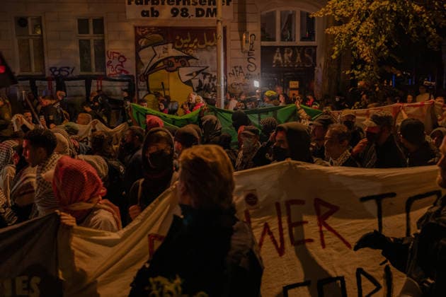October 7, 2026, Berlin, Germany: Hundereds of pro-palestinian protesters gather in Berlin, Germany, on October 7, 2026. This marks the three-year anniversary of the Hamas led border attacks in Southern Israel. Germany  - ZUMAj167 20261007_zip_j167_024 Copyright: xSvetxJacquelinex