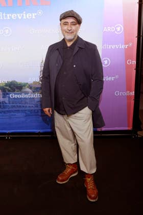 Özgür Karadeniz beim Photocall zu 40 Jahre der ARD-Serie Großstadtrevier in der Astor Film Lounge. Hamburg, 07.10,.2026