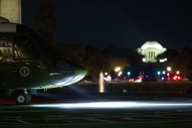 October 8, 2026, Washington, District Of Columbia, United States: President DONALD TRUMP arrives back at the White House aboard Marine One following a trip to San Antonio, Texas, where he attended a campaign rally ahead of the November midterm elections. Washington United States  - ZUMAk206 20261008_znp_k206_004 Copyright: xMattxKaminskyx