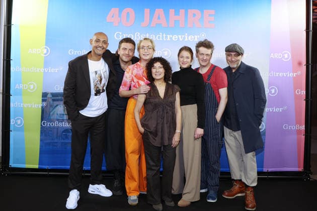 40 Jahre Großstadtrevier Patrick Abozen,Enrique Fiss, Saskia Fischer, Maria Ketikidou,Sinha Melina Gierke,Sven Fricke,Oezguer Karadeniz, Kino Preview 40 Jahre Großstadtrevier , ASTOR Film Lounge HafenCity Hamburg, 07.10.2026 Copyright: xEventpressxBecherx
