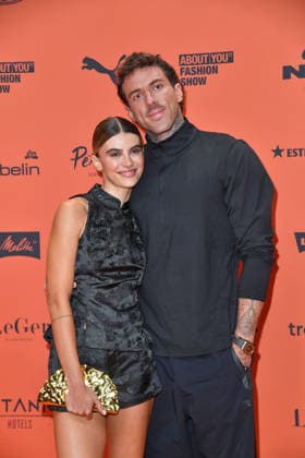 Romina Palm und Christian Wolf bei der ABOUT YOU Opera Modenschau in Berlin am 07.10.2026