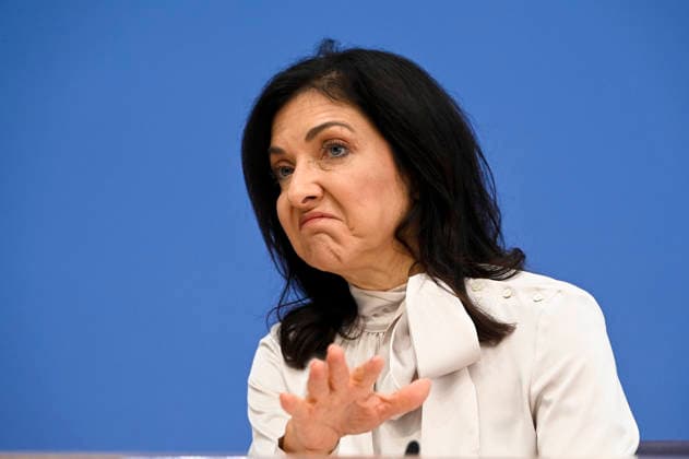 ABB BPK- Bundesministerin fuer Wirtschaft und Energie Katherina Reiche Vorstellung der Herbstprojektion 2026 der Bundesregierung auf der BPK Bundespressekonferenz in Berlin am 08.10.2026 Berlin Deutschland
