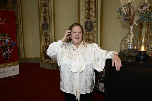 Kathy Kelly beim Pressegespräch und Präsentation des 16. HOPE-Award zur 18. HOPE-Gala Dresden im Schauspielhaus Dresden. Dresden, 08.10.2026 Copyright: xMatthiasxWehnertx