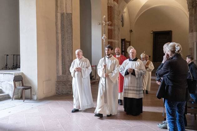 IPA89429909 - Milan, October 8, 1926, Basilica of St. Ambrose, Eucharistic celebration marking the 25th anniversary of the Linate plane crash  Copyright: xGiuliaxSciaccax xGiuliaxSciaccax IPA89429909