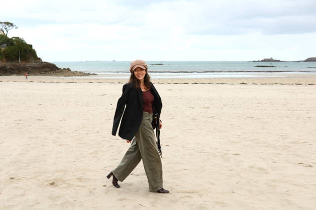 October 8, 2026, Dinard, Bretagne, France: ZOE ADJANI poses during the cabin inauguration during the 37th Dinard British and Irish Film Festival in Dinard, France. Dinard France - ZUMAc179 20261008_zep_c179_026 Copyright: xMickaelxChavetx