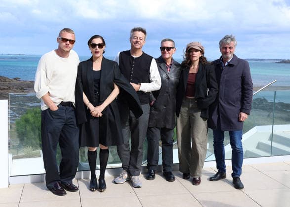 The jury—Ben Hardy, Zoe Adjani, Stephen Wooley, Amira Casar, and Thibault de Montalembert—at the Emeria Hotel during the 37th Dinard British and Irish Film Festival, France, on October 8, 2026. Denis Guignebourg Bestimage 37th Dinard British Irish Film Festival on October 8, 2026, in Dinard, France. Dinard, France  Copyright: xDenisxGuignebourgx xBestimagexDenisxGuignebourgx xBestimagex