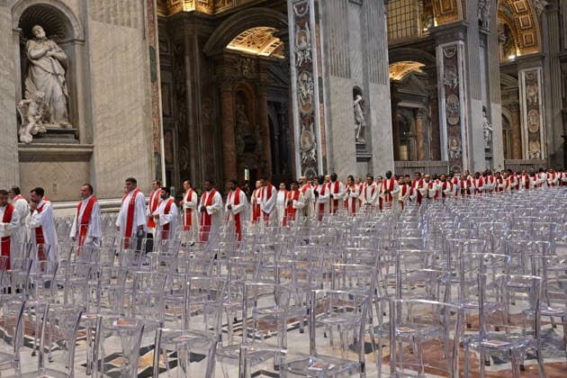RECORD DATE NOT STATED MESSA_PAPA_2026 Italy, Rome, Vatican, 2026 10 8 Pope Leo XIV celebrates Holy Mass for the academic year at the Pontifical Universities in St Peter s Basilica in the Vatican . EDITORIAL USE ONLY - NO BOOKS Copyright: xAlessiaxGiuliani Catholicpressphotox