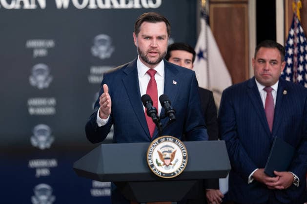JD Vance During Immigration Program Announcement - Washington Vice President JD Vance gives remarks during an announcement in the South Court Auditorium of the Eisenhower Executive Office Building at the White House in Washington, DC, US, on Thursday, Oct. 8, 2026. The Trump administration said Thursday that it would suspend an immigration program for multiple tech firms, including Microsoft Corp., alleging widespread abuse of a worker visa system. Photo by Aaron Schwartz Pool ABACAPRESS.COM Washington District of Columbia  Copyright: xPool ABACAx
