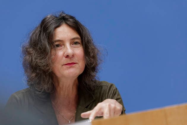 Normenkontrollrat zum Bürokratieabbau 2026-10-08 Deutschland, Berlin Bundespressekonferenz: Jahresbericht des Nationalen Normenkontrollrats (NKR) zum Bürokratieabbau. Im Bild Prof. Dr. Sabine Kuhlmann, Stellv. Vorsitzende des Nationlen Normenkontrollrats.