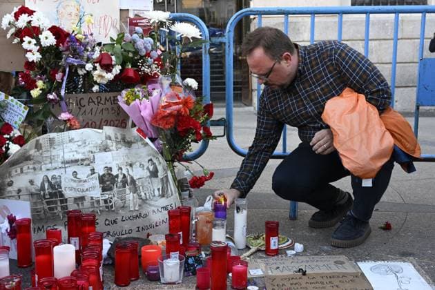 October 8, 2026, Madrid, Spain: MADRID, SPAIN Ã¢â‚¬ OCTOBER 8, 2026: A shrine is displayed at Puerta del Sol in Madrid dedicated to Maricarmen Abascal, who died in hospital on October 7, 2026, two weeks after being evicted from her home. The shrine was placed at the central Madrid square following her death. AbascalÃ¢â‚¬â ¢s death has drawn attention to her housing situation and the circumstances surrounding her eviction. Puerta del Sol is one of MadridÃ¢â‚¬â ¢s main public squares and a prominent location for public gatherings and memorials. Madrid Spain  - ZUMAq101 20261008_zna_q101_070 Copyright: xTomasxCallex