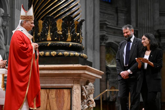 IPA89439388 - Italy, Rome, Vatican, October 8, 2026: Pope Leo XIV presides over Holy Mass to mark the opening of the academic year at the pontifical universities in St. Peter s Basilica in the Vatican. Photo by VATICAN MEDIA Catholic Press Photo  Copyright: xVATICANxMEDIA xCatholicxPressxPhotox xx IPA89439388