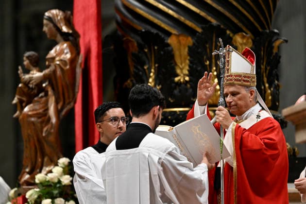 IPA89439420 - Italy, Rome, Vatican, October 8, 2026: Pope Leo XIV presides over Holy Mass for the inauguration of the academic year at the pontifical universities in St. Peter s Basilica in the Vatican. Photo by VATICAN MEDIA Catholic Press Photo  Copyright: xVATICANxMEDIA xCatholicxPressxPhotox xx IPA89439420