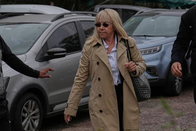 Closing arguments begin in the Maradona s death in Argentina SAN ISIDRO, ARGENTINA - OCTOBER 8: Claudia Villafane, Maradona s ex-wife, arrives at the courthouse as prosecutors and plaintiff attorneys present their closing arguments before Oral Criminal Court No. 7 in San Isidro, Argentina on October 8, 2026. The trial has entered its final stage, with the accusing parties seeking severe penalties against seven medical professionals charged with homicide with eventual intent over allegations of negligent and indifferent medical care that contributed to Maradona’s death. Luciano Gonzalez Anadolu San Isidro Argentina. Editorial use only. Please get in touch for any other usage.  Copyright: x2026xAnadoluxLucianoxGonzalezx