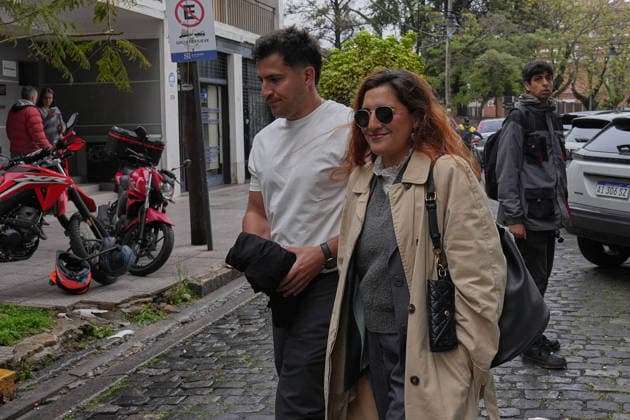 Closing arguments begin in the Maradona s death in Argentina SAN ISIDRO, ARGENTINA - OCTOBER 8: Maradona’s daughter Jana Maradona arrives at the courthouse as prosecutors and plaintiff attorneys present their closing arguments before Oral Criminal Court No. 7 in San Isidro, Argentina on October 8, 2026. The trial has entered its final stage, with the accusing parties seeking severe penalties against seven medical professionals charged with homicide with eventual intent over allegations of negligent and indifferent medical care that contributed to Maradona’s death. Luciano Gonzalez Anadolu San Isidro Argentina. Editorial use only. Please get in touch for any other usage.  Copyright: x2026xAnadoluxLucianoxGonzalezx