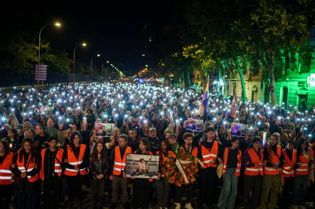 Farewell, Maricarmen March from Puerta del Sol to Maricarmen’s Home Hundreds of people carrying candles took part in the Farewell, Maricarmen march from Puerta del Sol to Maricarmen’s home, on October 8, 2026, in Madrid, Spain. Many people have left candles, flowers, and signs of encouragement next to the doorway from which Maricarmen was evicted two weeks ago, hours after news broke of the death of the 87-year-old woman. To profit from homes is to traffic in lives. Let no more lives be lost over housing. Thank you, Maricarmen, reads one of the messages of gratitude. OCTOBER 8, 2026 PROTEST MARCH MARICARMEN TRIBUTE EVICTION EVICTED WOMAN SIGNS CANDLES Madrid, Spain  Copyright: xMatiasxChiofalox 7830165