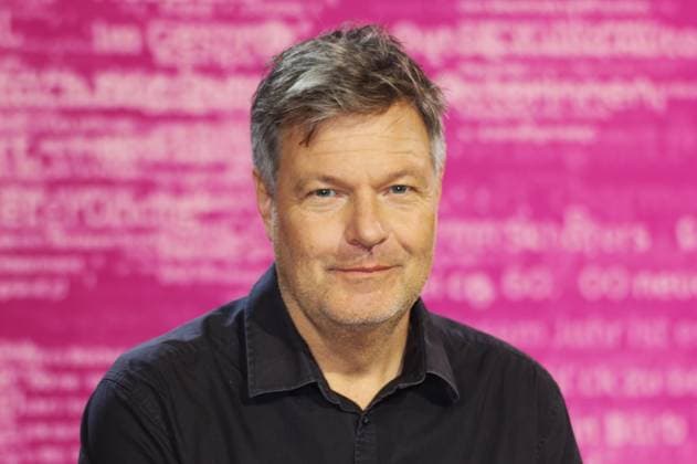 Bookfair - Frankfurt am Main, Deutschland. Die 78. Frankfurter Buchmesse 2026, zweiter Messetag. Die FBM gilt als der weltweit wichtigste Handelsplatz für gedruckte und digitale Inhalte sowie als eines der bedeutendsten kulturellen Ereignisse des Jahres für Bücher. Foto: Robert Habeck, Buchtitel - Arctic Meltdown