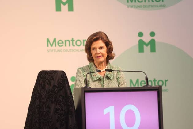 Königin Silvia von Schweden beim Jubiläum der Mentor-Stiftung auf der Insel Mainau. Mainau, 08.10.2026 Copyright: xAgenturxMatthiasxWehnertx xM.xGränzdörferx