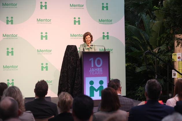 Königin Silvia von Schweden beim Jubiläum der Mentor-Stiftung auf der Insel Mainau. Mainau, 08.10.2026 Copyright: xAgenturxMatthiasxWehnertx xM.xGränzdörferx