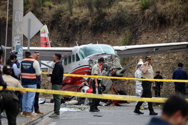 Cuenca,Ecuador, October 8, 2026 Shortly after noon, a light aircraft veered off the runway during airport operations. The plane ended up crashing outside the airport terminal and came to a stop on Hurtado de Mendoza Avenue, in the Milchichig ravine area. Preliminary reports identify the aircraft as a Cessna Grand Caravan EX belonging to Cuencana Airlines. Photo by Boris Romoleroux API 20261008 248488 6ac7fc0acf8b9 brr 1866 Copyright: xBORISxROMOLEROUXx