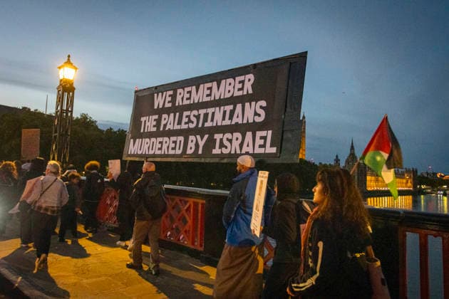 Pro-Palestine Silent Funeral Procession Central London, October 8, 2026 A pro-Palestine silent funeral procession took place in Central London, with demonstrators walking in silence to remember Palestinians killed in the conflict in Gaza. Participants carried Palestinian flags and placards, while some held a coffin and others carried effigies wrapped in burial shrouds, symbolising those killed in the conflict., Credit:Zak Irfan Avalon  Copyright: xZakxIrfanx xAvalonx 1141550656
