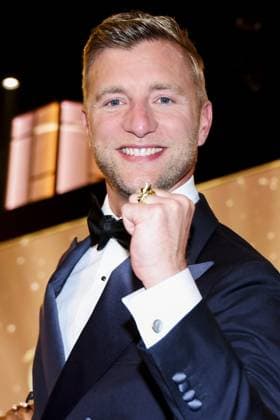 Amsterdam, The Netherlands, 2026-10-08 22:49:38 AMSTERDAM, 08-10-2026, Theater Carre. The 61st Golden Televizier-Ring Gala takes place. De Bondgenoten, Kassa, and Woeste Grond are in the running for the coveted Golden Televizier-Ring. During the festive evening, the winners in various other television categories will also be announced. PHOTO: NLBeeld Patrick van Emst. In the photo: Golden Televizier-Ring - De Bondgenoten with Jan Versteegh. In the photo: Jan Versteegh Credit: NL Beeld Patrick van Emst  Copyright: xx x