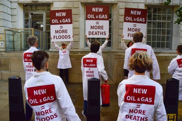 Großbritannien, Fossil Free London Protest gegen Rosebank-Ölfeld in London
