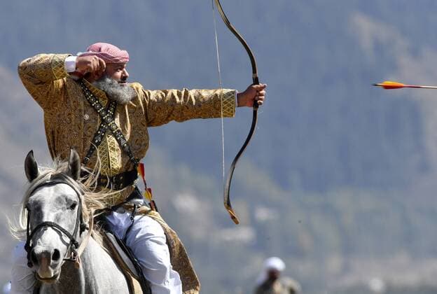 Sport Themen der Woche KW36 Sport Bilder des Tages ISSYK-KUL REGION, KYRGYZSTAN - SEPTEMBER 5, 2018: Iranian horse archer competes in the 2018 World Nomad Games, held at Kyrchyn Gorge in the Issyk-Kul Region, Kyrgyzstan, every two years and including 37 ethnic sporting events, such as horse riding, national wrestling, martial arts, traditional mind games, archery, hunting, etc. Viktor Drachev TASS TS08F458