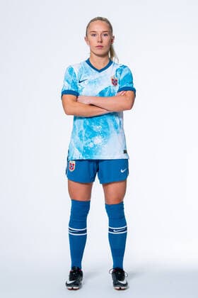 201022 Thea Bjelde of the Norwegian women?s national football team poses for a portrait on October 22, 2020 in Oslo. Photo: Vegard Wivestad Grott BILDBYRAN kod VG VG0061 bbeng fotball fotboll football norge norway a kvinner portrett porträtt portraits dam Copyright: VEGARDxWIVESTADxGRoTT BB201022VG004