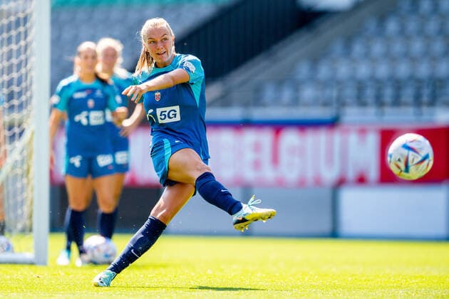 220901 Frida Maanum of the Norwegian women s national football team during a training session on September 1, 2022 in Leuven. Photo: Vegard Grott BILDBYRAN kod VG VG0346 bbeng fotboll football soccer fotball vm-kval kval fifa women s world cup qualifier qualifier träning practice training trening norge norway brussel belgia belgium dam Copyright: VEGARDxGRoTT BB220901VG015