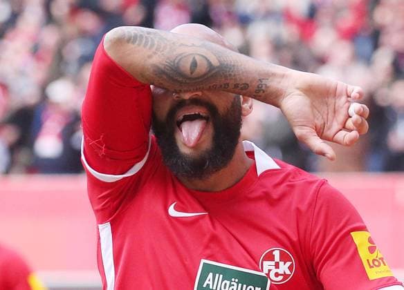 Bilder des Jahres 2023, Sport 02 Februar Sport Themen der Woche KW05 2:1 für den FC Kaiserslautern durch Terrence Boyd (13, FC Kaiserslautern), Torjubel, 04.02.2023, Fußball, 2. Bundesliga, FC Kaiserslautern - Holstein Kiel, 19. Spieltag, Saison 2022 23, Fritz Walter Stadion, Kaiserslautern, Deutschland, zmdz, ** DFB & DFL regulations prohibit any use of photographs as image sequences and or quasi-video. ** FC Kaiserslautern - Holstein Kiel