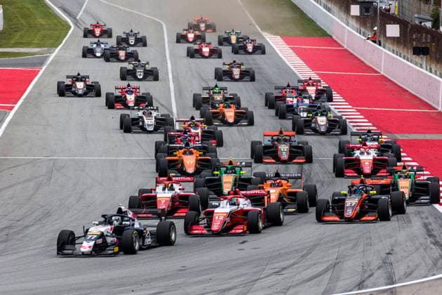 Bilder des Jahres 2023, Sport 05 Mai Sport Themen der Woche KW20 Sport Bilder des Tages 20th May 2023; Circuit de Barcelona-Catalunya, Barcelona, Catalonia, Spain: 6 Hours of Barcelona, Day 1; Tim Tramnitz (GER) of the R ACE Formula Team , Andrea Kimi Antonelli (ITA) of the Prema Racing , Sami Meguetounif (FRA) of the Mp Motorsport Team , Kas Haverkort (NED) of the Van Amersfoort Racing Formula Regional European Championship, EM, Europameisterschaft by Alpine are leading the race start ActionPlus12512491 PabloxGuillen
