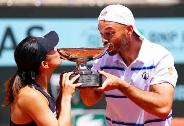 Bilder des Jahres 2023, Sport 06 Juni Bilder des Jahres 2023, Sport 06 Juni Sport Themen der Woche KW23 Sport Bilder des Tages Mandatory Credit: Photo by Javier Garcia Shutterstock (13949272h) Miyu Kato and Tim Puetz win the Mixed Doubles Final French Open Tennis, Day 12, Roland Garros, Paris, France - 08 June 2023 French Open Tennis, Day 12, Roland Garros, Paris, France - 08 June 2023 Copyright: xJavierxGarcia Shutterstockx 13949272h