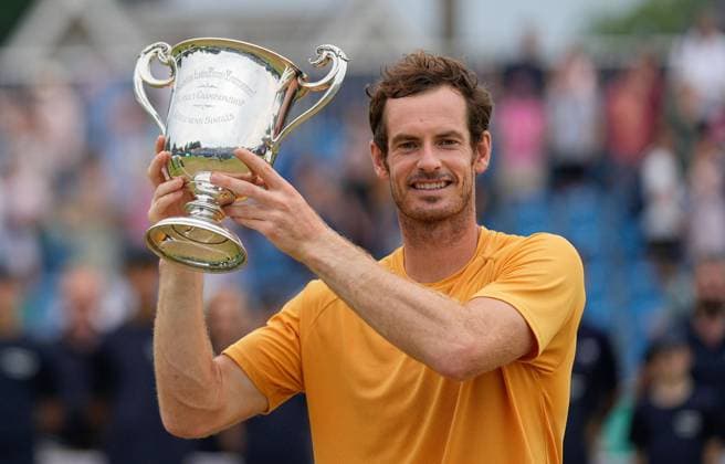 Bilder des Jahres 2023, Sport 06 Juni Sport Themen der Woche KW23 Sport Bilder des Tages Mandatory Credit: Photo by Dave Shopland Shutterstock (13956576bx) Winner Andy Murray with trophy Lexus Surbiton Trophy, Tennis, Day 8, Surbiton Racket & Fitness Club, London, UK - 11 June 2023 Lexus Surbiton Trophy, Tennis, Day 8, Surbiton Racket & Fitness Club, London, UK - 11 June 2023 Copyright: xDavexShopland Shutterstockx 13956576bx