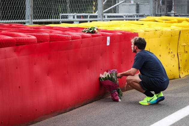Bilder des Jahres 2024, Sport 07 Juli Sport Themen der Woche KW30 Sport Bilder des Tages GASLY Pierre (fra), Alpine F1 Team A524, portrait, flowers in tribute to Anthoine Hubert during the Formula 1 Rolex Belgian Grand Prix 2024, 14th round of the 2024 Formula One World Championship, WM, Weltmeisterschaft from July 26 to 28, 2024 on the Circuit de Spa-Francorchamps, in Stavelot, Belgium - F1 - BELGIAN GRAND PRIX 2024 DPPI Panoramic 240725_R14_BELGIO_DP_AV6_8823