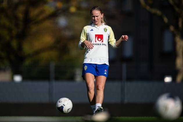 241022 Matilda Vinberg of the Swedish women s national football team during a training session on October 22, 2024 in Luxembourg. Photo: Mathias Bergeld BILDBYRAN kod MB MB0985 fotboll football soccer fotball em-kval kval uefa womens EURO Qualifier, EM, Europameisterschaft qualifier träning practice training sverige sweden dam bbeng Copyright: MATHIASxBERGELD BB241022MB040