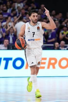 October 24, 2024, Madrid, Madrid, SPAIN: Facundo Campazzo of Real Madrid in action during the Turkish Airlines EuroLeague, Regular Season Round Five, basketball match played between Real Madrid Baloncesto and Crvena Zvezda Meridianbet Belgrade at Wizink Center pavilion on October 24, 2024 in Madrid, Spain. Madrid SPAIN - ZUMAa181 20241024_zaa_a181_162 Copyright: xOscarxJ.xBarrosox