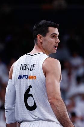 October 27, 2024, Madrid, Madrid, SPAIN: Alberto Abalde Diaz of Real Madrid looks on during the Spanish League, Liga ACB Endesa, basketball match played between Real Madrid and BAXI Manresa at WiZink Center on October 27, 2024, in Madrid, Spain. Madrid SPAIN - ZUMAa181 20241027_zaa_a181_063 Copyright: xDennisxAgyemanx