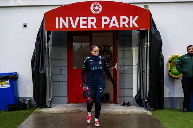241128 Guro Reiten of the Norwegian women s national football team during a training session on November 28, 2024 in Larne. Photo: Marius Simensen BILDBYRAN COP 238 bbeng dam football fotball fotboll norge norway practice soccer training trening träning uefa women s EURO Qualifier, EM, Europameisterschaft Copyright: MARIUSxSIMENSEN BB241128BB609