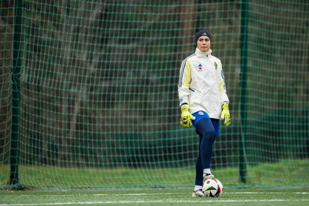 241201 Goalkeeper Zecira Musovic of the Swedish women s national football team during a training session on December 1, 2024 in Stockholm. Photo: Jonathan Näckstrand BILDBYRAN COP 94 JN0186 fotboll football soccer fotball em-kval kval uefa womens EURO Qualifier, EM, Europameisterschaft qualifier träning practice training sverige sweden dam bbeng Copyright: JONATHANxNÄCKSTRAND BB241201JN074