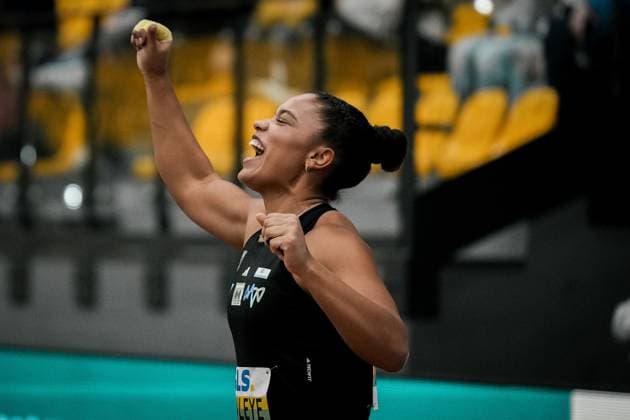 Bilder des Jahres 2025, Sport 02 Februar Sport Themen der Woche KW08 Sport Bilder des Tages Ogunleye Yemisi (MTG Mannheim, Kugelstossen Frauen, 30), GER, Leichtathletik, Athletics, Deutsche Hallenmeisterschaften, 21.02.2025, GER, Leichtathletik, Athletics, Deutsche Hallenmeisterschaften, 21.02.2025 Dortmund Copyright: xStefanxMayerx EP_SMR