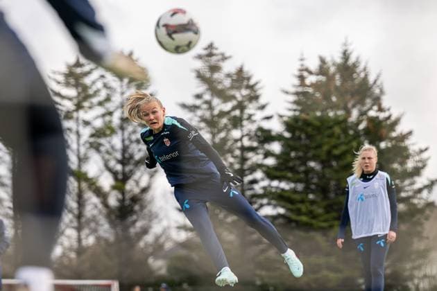 250403 Frida Maanum of the Norwegian women s national football team during a training session on April 3, 2025 in Reykjavik. Photo: Vegard Grott BILDBYRAN kod VG VG0740 bbeng fotboll football soccer fotball norge norway women dam nations league träning practice training trening Copyright: VEGARDxGRoTT BB250403VG022