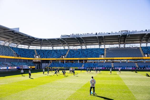 250407 Players of the Swedish women s national football team during a training session on April 7, 2025 in Gothenburg. Photo: Mathias Bergeld BILDBYRAN kod MB MB1126 fotboll football soccer fotball nations league uefa womens nations league träning practice training sverige sweden dam bbeng Copyright: MATHIASxBERGELD BB250407MB033