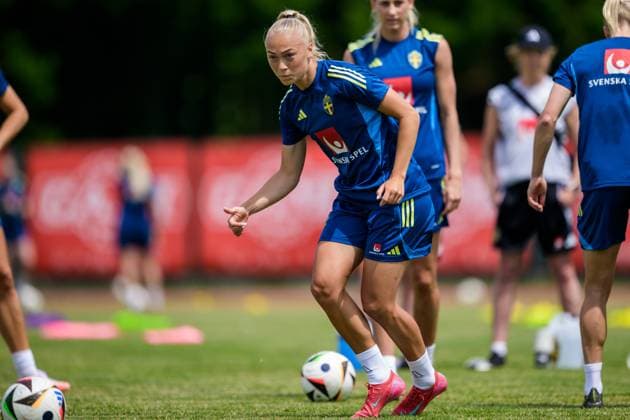 250528 Hanna Bennison of the Swedish women™s national football team during a training session on May 28, 2025 in Fidenza. Photo: Ludvig Thunman BILDBYRAN kod LT LT0703 fotboll football soccer fotball träning practice training sverige sweden dam bbeng Copyright: LUDVIGxTHUNMAN BB250528LT049