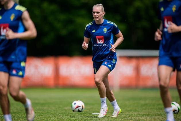 250528 Stina Blackstenius of the Swedish women™s national football team during a training session on May 28, 2025 in Fidenza. Photo: Ludvig Thunman BILDBYRAN kod LT LT0703 fotboll football soccer fotball träning practice training sverige sweden dam bbeng Copyright: LUDVIGxTHUNMAN BB250528LT051