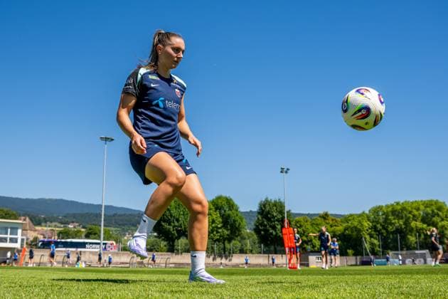 250629 Vilde Boe Risa of the Norwegian women s national football team during a training session ahead of the UEFA Women s Euro 2025 on June 29, 2025 in Neuchatel. Photo: Vegard Grott BILDBYRAN kod VG VG0774 bbeng fotboll football soccer fotball fotbolls-em fotball em europamästerskap em uefa womens euro em 2025 träning practice training trening norge norway dam day -3 Copyright: VEGARDxGRoTT BB250629VG019