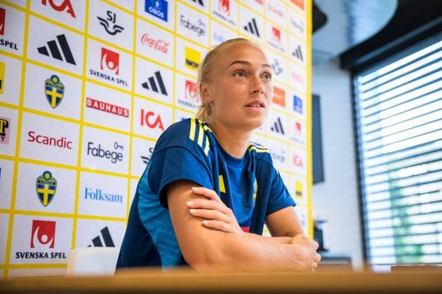 250706 Hanna Bennison of the Swedish women s national football team at a press event during the UEFA Women s Euro 2025 Championship on July 6, 2025 in Cham. Photo: Mathias Bergeld BILDBYRAN kod MB MB1173 fotboll football soccer fotball fotbolls-em europamästerskap em uefa womens euro uefa womens european football championship womens euro 2025 dam kvinner women pressträff event meeting sverige sweden 5 bbeng Copyright: MATHIASxBERGELD BB250706MB031