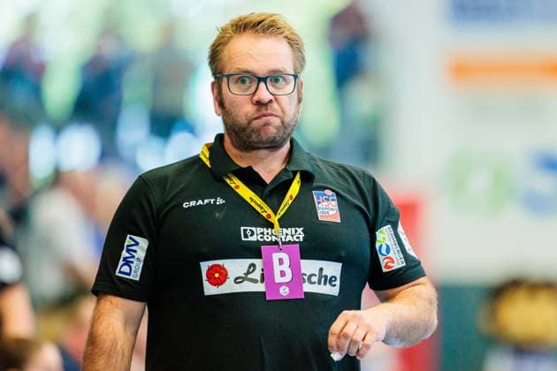Steffen Birkner (HSG Blomberg-Lippe, Trainer) GER, HSG Blomberg-Lippe vs. Thueringer HC, , 3. Spieltag, Spielzeit 2025 2026, 13.09.2025 GER, HSG Blomberg-Lippe vs. Thueringer HC, , 3. Spieltag, Spielzeit 2025 2026, 13.09.2025 Blomberg Copyright: xEibner-Pressefoto JanxRollingerx EP_JSK