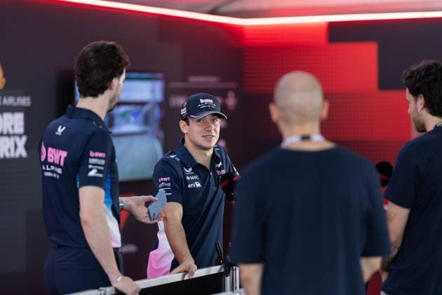 F1 - SINGAPORE GRAND PRIX 2025 COLAPINTO Franco (arg), Alpine F1 Team A525, portrait during the 2025 Formula 1 Singapore Grand Prix, 18th round of the 2025 FIA Formula One World Championship, WM, Weltmeisterschaft from October 3 to 5, 2025 on the Marina Bay Street Circuit, in Singapore - SingaporeSingapore Copyright: xDPPIx